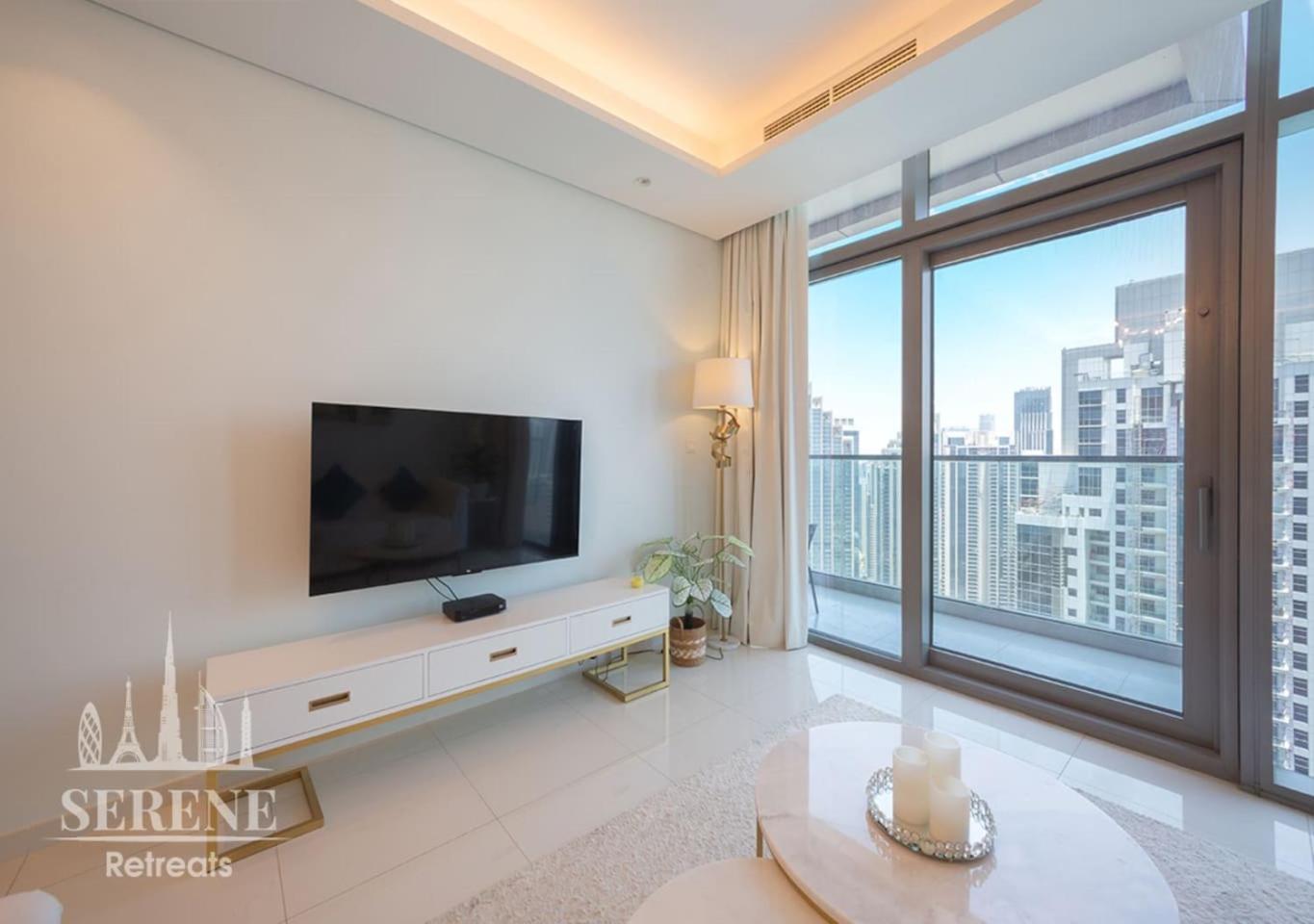 Serene Retreats Paramount 2 Bed Flat With Burj View Apartamento Dubai Exterior foto